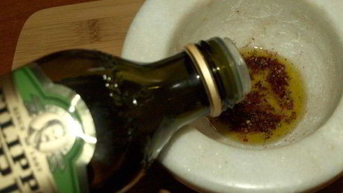 картофельный салат с помидорами и укропом