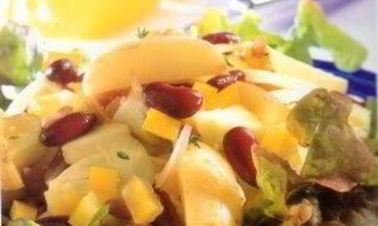 Рецепт картофельного салата с яблоками и фасолью