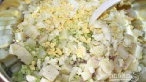 картофельный салат с яйцом