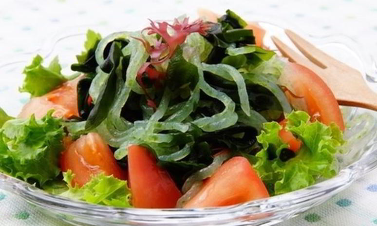 Рецепт салата с картофелем и морской капустой