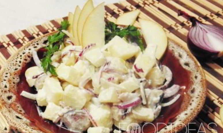 Рецепт салата с картофелем, селедкой и яблоком