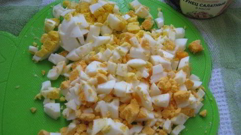 оливье с тунцом рождественский венок