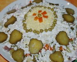 Салат Оливье со сметаной