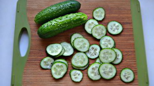 рыбный салат со свекольным желе