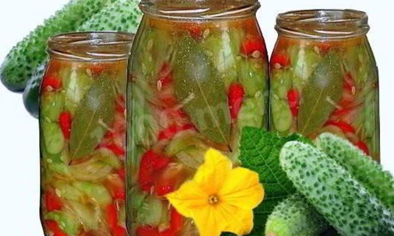 Рецепт салата из огурцов и болгарского перца на зиму