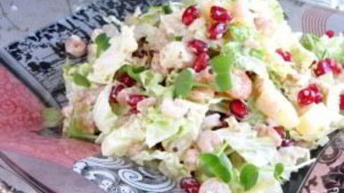 салат из пекинской капусты с креветками