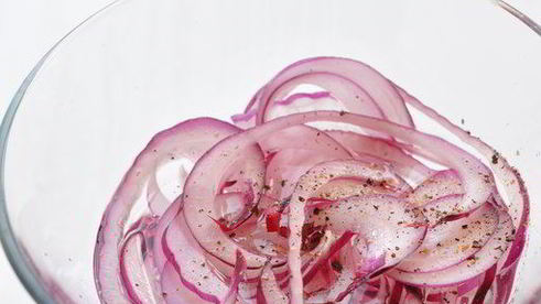 салат-коктейль с кальмарами