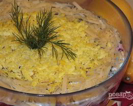 Салат Сельдь под сырной шубой