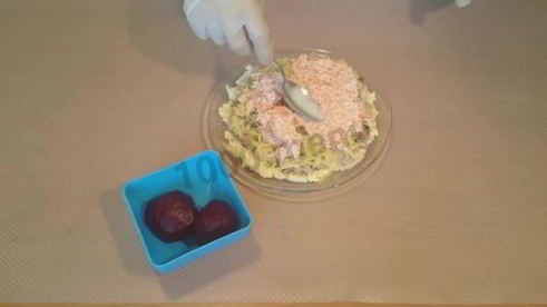 сельдь под шубой с яблоком