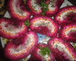 Сельдь под шубой в виде рулета