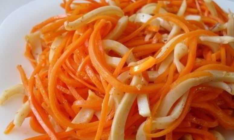 Рецепт салата с кальмарами и морковью