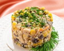 Салат с кукурузой и грибами