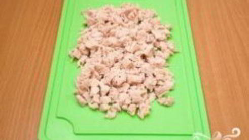 салат с кукурузой и грибами