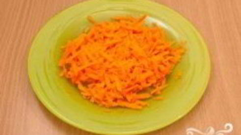 салат с кукурузой и грибами