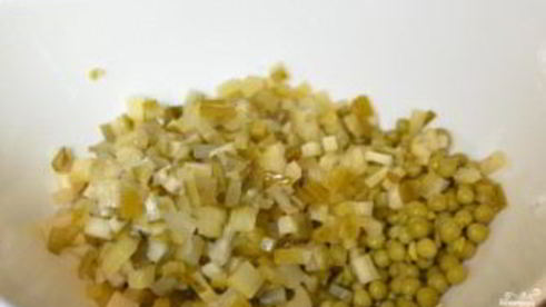 салат с курицей и опятами