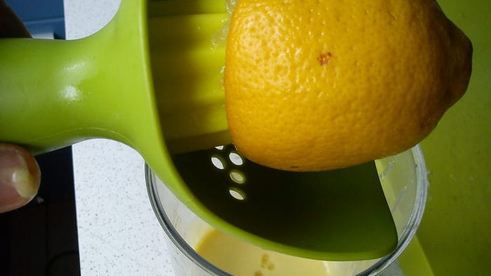 салат цезарь с индейкой