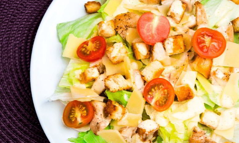 Рецепт салата цезарь с соусом