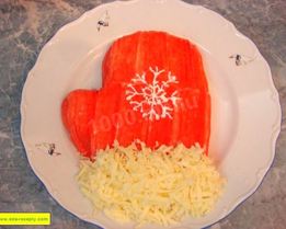 Салат варежка деда мороза рыбный