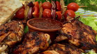 Курица на гриле с соусом барбекю