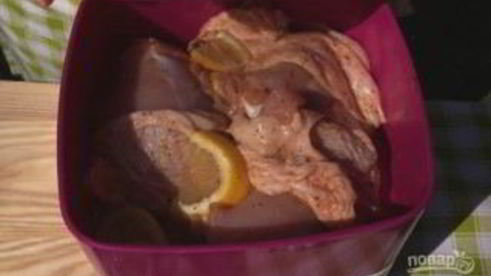 курица на гриле с соусом барбекю