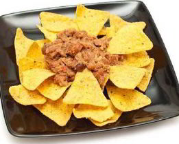 Пикантный соус из фасоли с хрустящими криспами