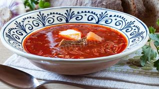 Борщ классический с салом, говядиной и картошкой