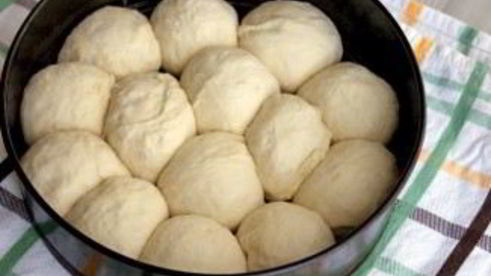 борщ с пампушками