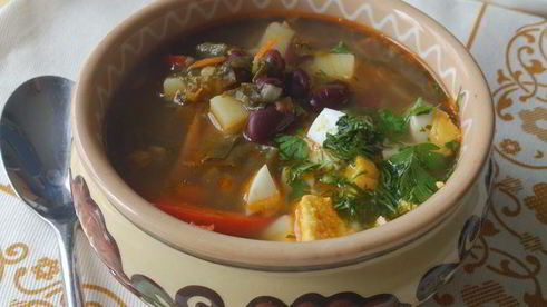 борщ с щавелем и фасолью