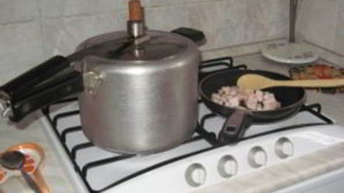 борщ в скороварке