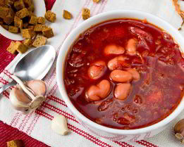 Холодный борщ с фасолью