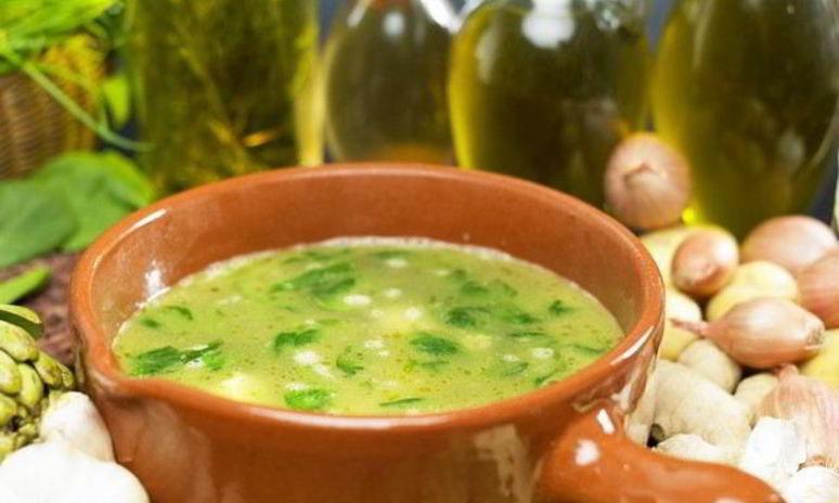 Рецепт холодного борща со шпинатом