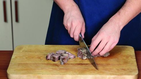 классический борщ на говяжьей грудинке