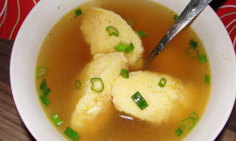 Рецепт бульона с манными клецками
