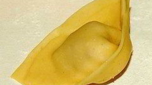 каппеллетти в бульоне и фаршированные голуби