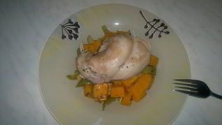 Кролик в Прованском бульоне с тушеной тыквой и перцем