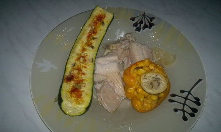 Рецепт лодочек из болгарского перца, фаршированные кукурузой и фейхоа