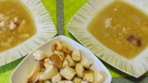 гороховый суп на мясном бульоне