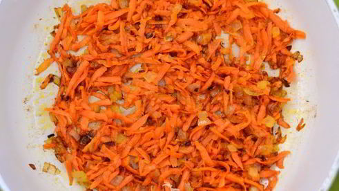 гороховый суп с чесночными рулетиками