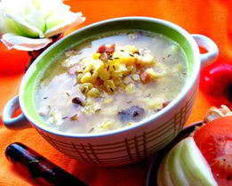 Гороховый суп с копченостями и тыквой