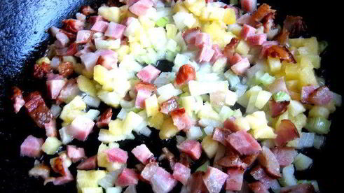 гороховый суп с копченостями и тыквой