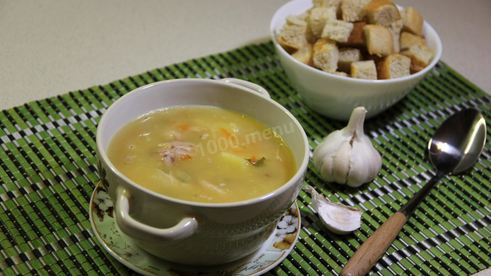 гороховый суп с копчеными ребрышками и курицей