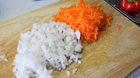 гороховый суп с копчеными ребрышками в мультиварке