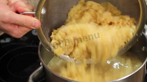 густой гороховый суп с мясом