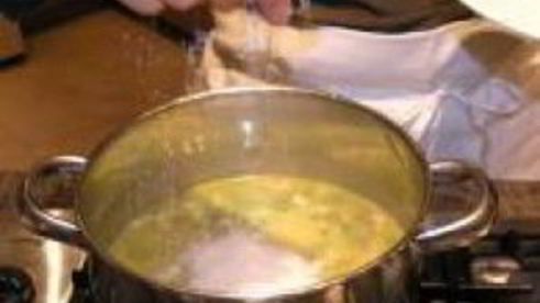 суп из риса и гороха