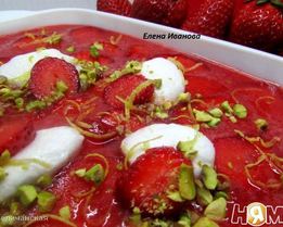 Клубнично-лимонный холодный суп с нежными клецками