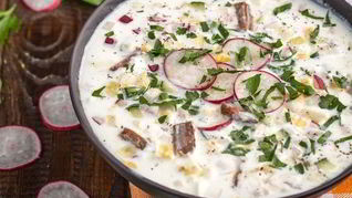 Окрошка на бульоне из говядины