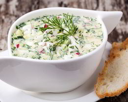 Окрошка с кефиром, чесноком и сахаром