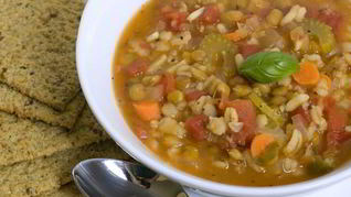 Чечевичный овощной суп