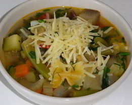 Итальянский сезонный суп минестроне