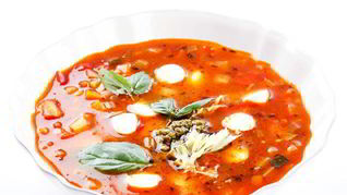 Минестроне с мини-моцареллой